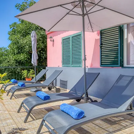Apartamento Sunrise House, A In Madeira *