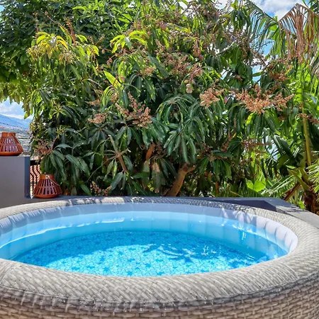 Apartamento Sunrise House, A In Madeira *