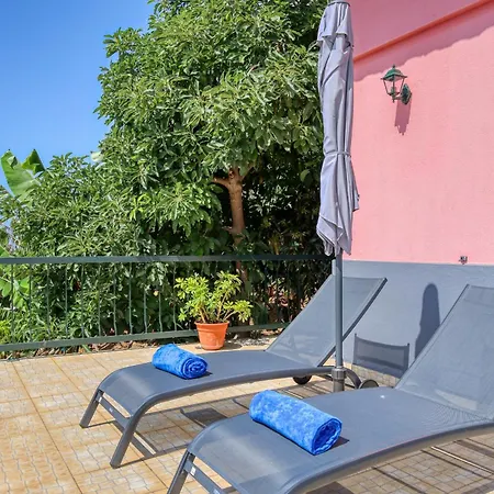Sunrise House, A In Madeira *